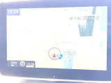 ●ベンツ純正ナビ:一体感のあるナビは、高級感ある車内を演出してくれます。Bluetooth再生などオーディオ機能も充実しておりますので、運転もより楽しめます♪