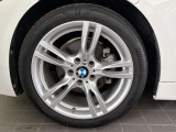 左前フロント 225/45R18