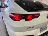 リアランプ 立体的な造形としてBMWらしい個性的なリアビューを明確化しました。