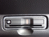 ■【ETC車載器】が装備されています。セットアップをしてお渡しとなり、ETCカードを差し込むだけで高速道路の利用が可能です。