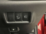 【オートマチックハイビーム】ハイビームとロービームを自動で変更し夜間の運転をサポートしてくれます。