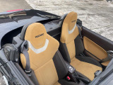 ◆LIBERALAは、輸入車選びの新たなスタイルを提案するインポート・セレクト・ブランドです。オーナー様となる方がクルマから直接感じる感性を第一にした、最良の一台との出会いをコーディネートいたします。