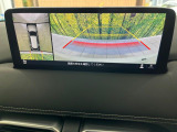 【360&deg;ビューモニター】専用のカメラにより、上から見下ろしたような視点で360度クルマの周囲を確認することができます☆死角部分も確認しやすく、狭い場所での切り返しや駐車もスムーズに行えます。