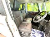 運転席シート廻りは使用感も少なく、良好な状態となっています。丁寧に使われていたことがよくわかりますね。