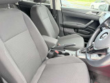 運転席と助手席です。
