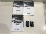 【キーレス】少し離れた場所からでもボタン一つでドアの開錠・施錠ができるのでとっても便利!