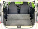 普段のお買い物や通勤、送迎等に十分な荷室スペースを確保しております。セカンドシートを倒すと、大きな荷物の積載も可能です♪