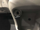 アクセサリーソケット装備。
