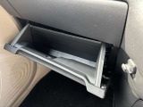 収納もバッチリ!小物が散乱しがちな車内もスッキリさせる事ができますね♪