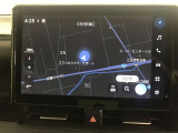 純正ナビを装備。タッチパネル式で使いやすく、お出かけもラクラクです。