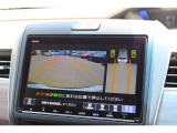 車庫入れ時は、バックカメラ搭載であんしんです。