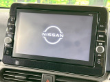 【純正ナビ】人気の純正ナビを装備。オーディオ機能も充実しており、Bluetooth接続すればお持ちのスマホやMP3プレイヤーの音楽を再生可能!毎日の運転がさらに楽しくなります!!