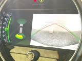 ●バックカメラ:便利な【バックカメラ】で安全確認もできます。駐車が苦手な方にもオススメな便利機能です。