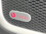 ●beatsサウンドシステム:車種毎に最適なチューニングを施した、Beats Audioプレミアムサウンドシステムを搭載。重厚感のある音楽をお楽しみいただけます。