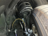 お車を安心してお乗りいただく為には、足回りの定期点検が欠かせません。サービスサポート(有償保証)では無料点検もご提供しており、安心のカーライフをお過ごしいただけるサポート体制が整っています。