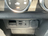 AndroidAutoとAppleCarPlayが利用可能、スマートフォンアプリの一部の機能を車で操作可能になります。