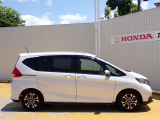 ◆【両側パワースライドドア】が装備されています。挟み込み防止装置により、お子さまの乗り降りも安心です。車外車内のドアハンドルからはもちろん、運転席スイッチやリモコンキーからも開閉操作が可能で便利です。