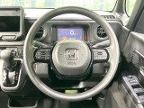 【車線維持支援システム】高速道路走行時、車線からはみ出しそうな時にステアリングを制御。より安心・安全な運転をサポートしてくれます!