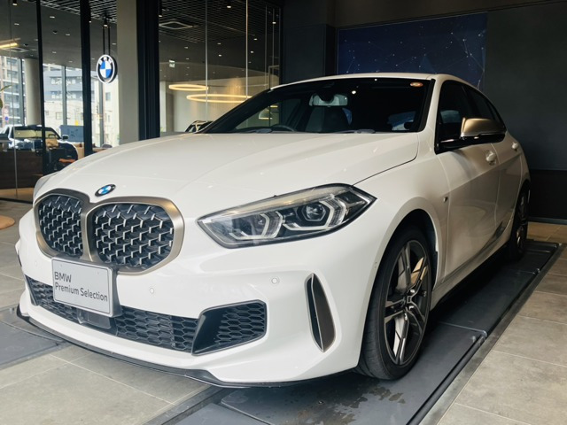 1シリーズ M135i xドライブ 4WD 