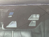 【スマートシティブレーキサポート】低速走行中に前方の車両等を認識し、衝突しそうな時は警報とブレーキで衝突回避と被害軽減をアシスト。より安全にドライブをお楽しみいただけます。