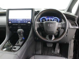 運転席廻りです。