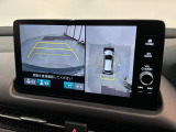 全方位モニターがついています! 車の周囲を360&deg;安全確認できるので、普段の駐車はもちろんの事、縦列駐車や幅寄せの際にも活躍してくれますよ。