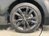ご納車までの期間ですが、県内のお客様は1,2週間、県外のお客様は2,3週間ほどでご納車が可能となります。但し、お支払いや書類の状況によっては多少の前後もありますので、その際には何卒ご了承下さい。
