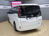 走りにこだわりながら収納力も持ち合わせたお車です。荷物を載せて軽快なドライブを楽しめますよ♪