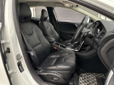 メーカー新車保証付き車両、カーセンサーアフター保証、自社保証をご用意しております。 詳しくはお気軽にご連絡ください。