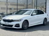 国道1号線に沿い横浜市営地下鉄「三ッ沢上町駅」から徒歩約10分。 BMW Premium Selection 横浜三ッ沢店 / 〒240-0062神奈川県横浜市保土ヶ谷区岡沢町322-3