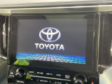 【メーカー9インチ純正ナビ】インテリアに溶け込むスタイリッシュな「専用設計」メーカーナビを装備♪視認性や操作性など基本性能にも優れ、より上質なカーライフをお楽しみいただけます。