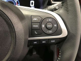 レーダークルーズコントロール(全車速追従機能付)付きです。車速に応じて追従支援してくれるので、ロングドライブも快適です。