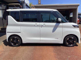 ご成約のおクルマ全て、エンジンオイルを交換してご納車させていただきます!また、点検時に消耗品の状態確認も行い必要に応じて新品交換させていただきます!