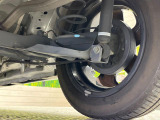 お車を安心してお乗りいただく為には、足回りの定期点検が欠かせません。サービスサポート(有償保証)では無料点検もご提供しており、安心のカーライフをお過ごしいただけるサポート体制が整っています。