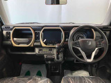 メーターやシフト、スイッチ位置など運転席まわりの配置はしっくりいきたいものですね!まずは座ってチェックしてみて下さい♪
