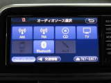 トヨタ純正7インチナビ(NSCD-W66)装備。