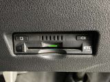 付いているクルマも増えましたが、U-Carではまだまだ付いていればラッキーなETCです。高速道路の料金をお得にするための、便利な装備です。セットアップ後、すぐに利用可能です。
