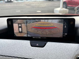 バックカメラで車庫入れをサポートします♪