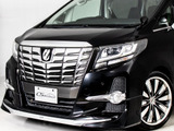 ★展示前点検実施★特殊な機材も用いて、前車点検を実施しております!