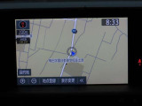 【純正ナビ】人気の純正ナビを装備しております。ナビの使いやすさはもちろん、オーディオ機能も充実!キャンプや旅行はもちろん、通勤や買い物など普段のドライブも楽しくなるはず♪
