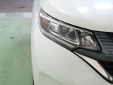 LEDヘッドライトは、点灯の瞬間から光量を発揮し、突然暗くなるトンネルなどでの安定感を高めます。