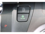 ECONスイッチの効果とあなたの運転で、クルマと力をあわせ「燃費向上=ガソリン代の節約=CO2 削減」のチャレンジをお楽しみください。