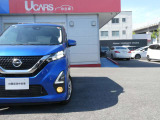 明るく光量タップリのLEDヘッドランプとフォグランプが視界をしっかりと確保致します!