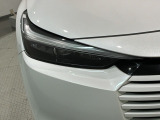 LEDヘッドライトは、点灯の瞬間から最大光量を発揮し、突然暗くなるトンネルなどでの安定感を高めます。