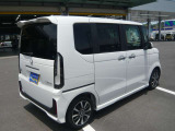 ★保証付で安心して乗って頂けます★万一の納車後の不具合が発生した場合は保証書の規定にそって自社工場で迅速に対応します!県外の方は、最寄のディーラーまたは当社指定工場を手配いたします★