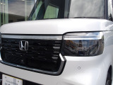 LEDヘッドライトで夜間の運転をサポートいたします!