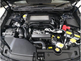 ■スバルと言えば水平対向エンジン。車体の低い位置に搭載されているので、万一の衝突時には、エンジンルームの下へ潜り込み、室内の乗員の被害軽減に貢献致します。