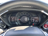 【スピードメーター】メーターがシンプルで見やすく運転しやすいですね!