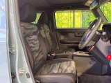 運転席シート廻りは使用感も少なく、良好な状態となっています。丁寧に使われていたことがよくわかりますね。
