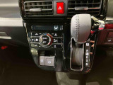 納車前にはプロのメカニックが、各部の点検を行います。ディーラーにしか出来ない品質、そしてサービスできっと満足していただけると思います!